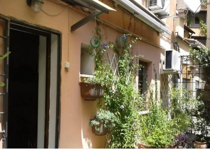 דירה Independent With Garden Heart Of Trastevere John Cabot *
