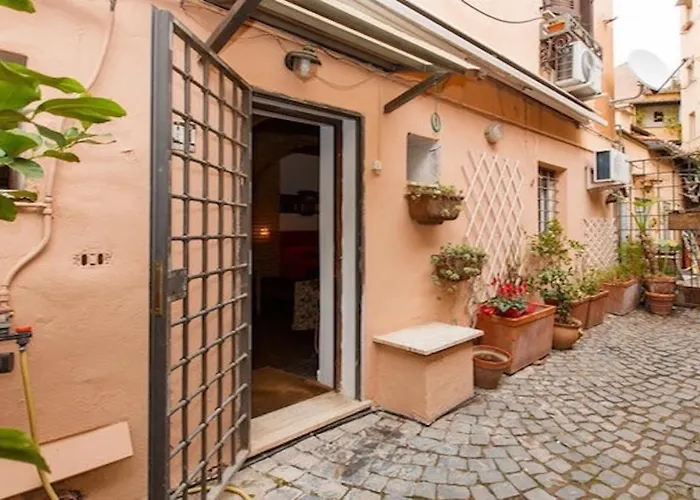 Apartamento Independent With Garden Heart Of Trastevere John Cabot *